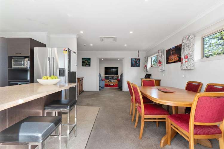 40 William Wong Place_5