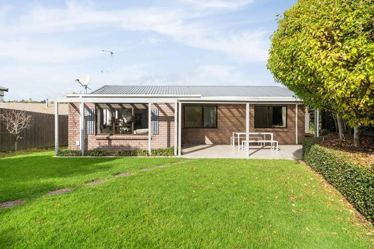 54A Heron Avenue East Matua_12