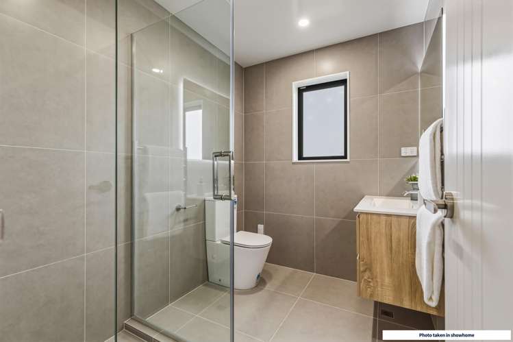 2/16 Woodford Avenue Henderson_13