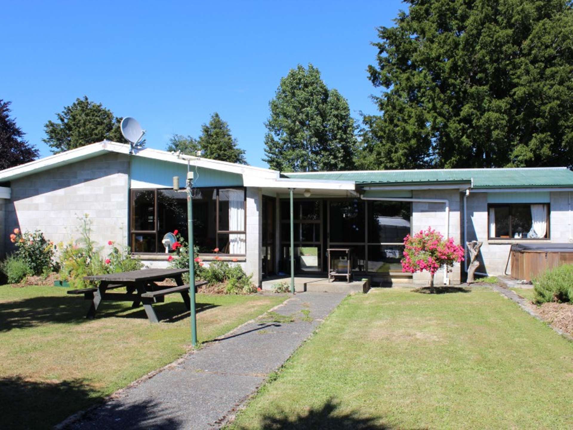 11 Worsley Street Te Anau_0