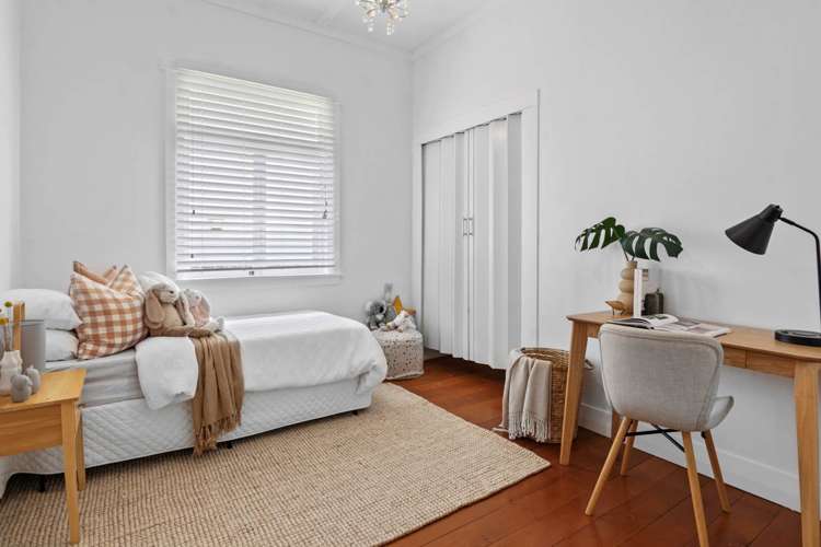 65 Aramoana Avenue Devonport_13