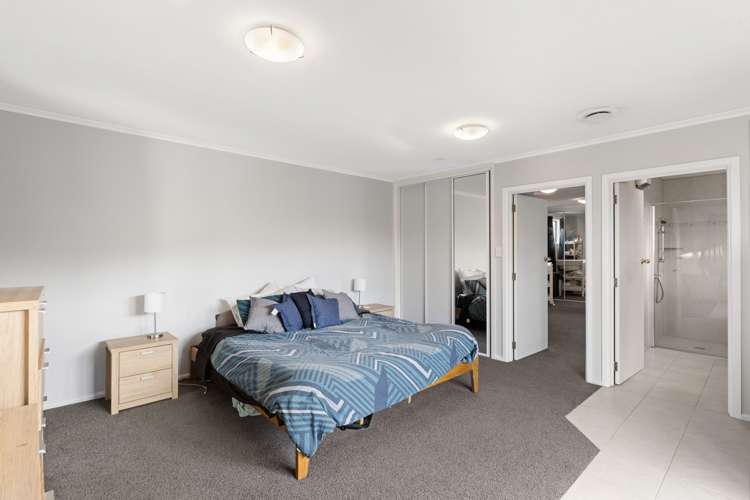 2 Tracy Place Redwood_13