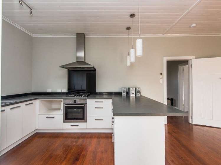 2 Surrey Road Springvale_15