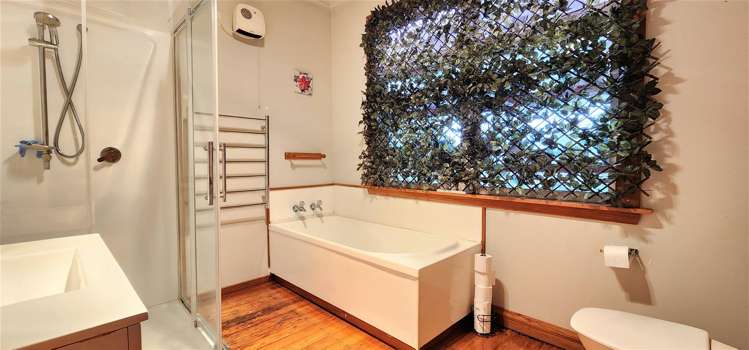 9 Kitchener Street Waipukurau and Surrounds_15