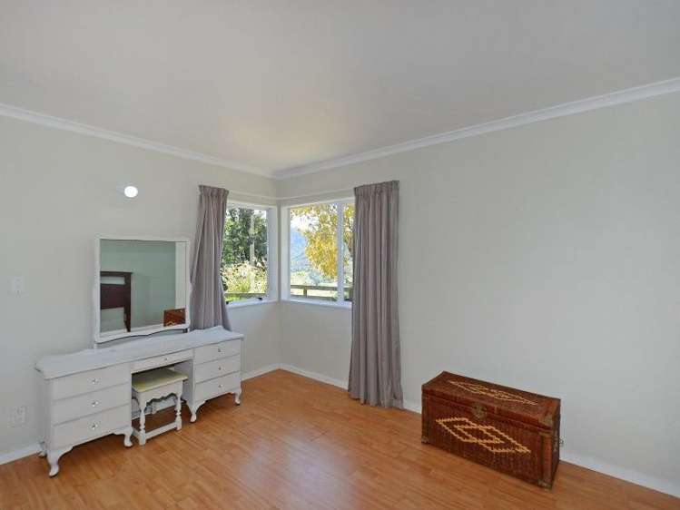 1154e Main Road Kaitoke Te Marua_21