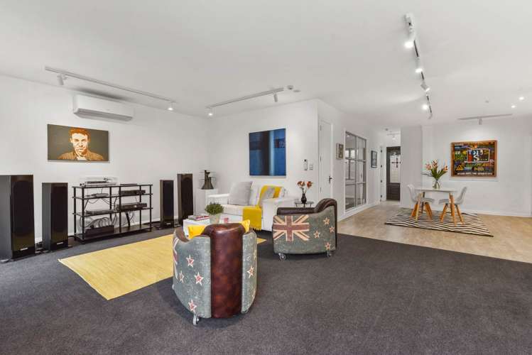 2/25a Lake Road Devonport_17