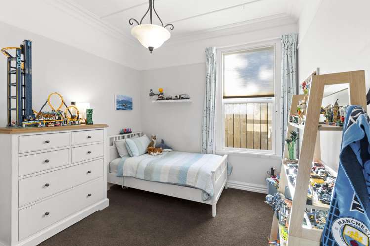 8 Leven Street Roslyn_14