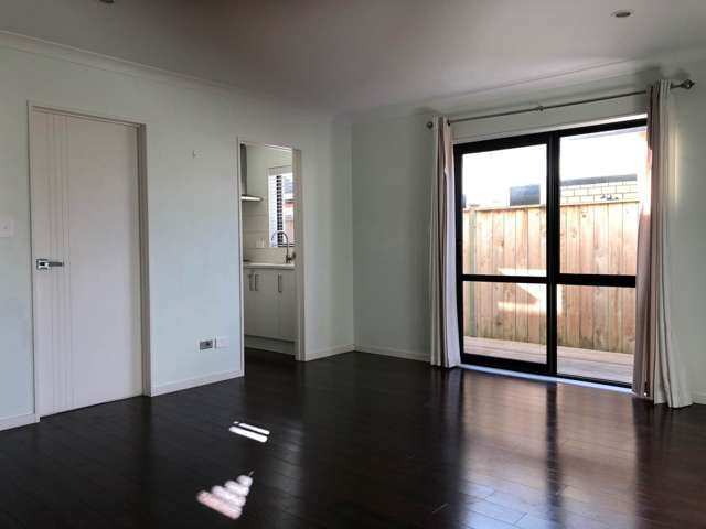 1 Cahir Place Flat Bush_1