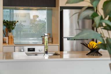 215/19 Rawene Road_4