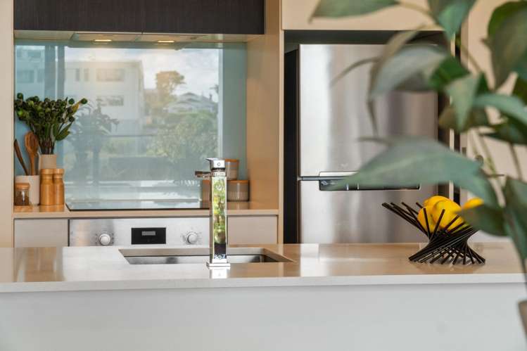 215/19 Rawene Road Birkenhead_4