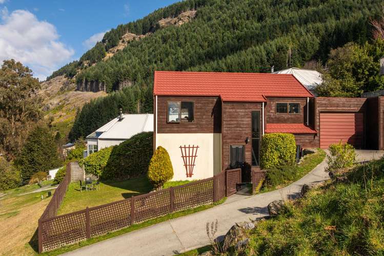 5A Arawata Terrace Fernhill_23
