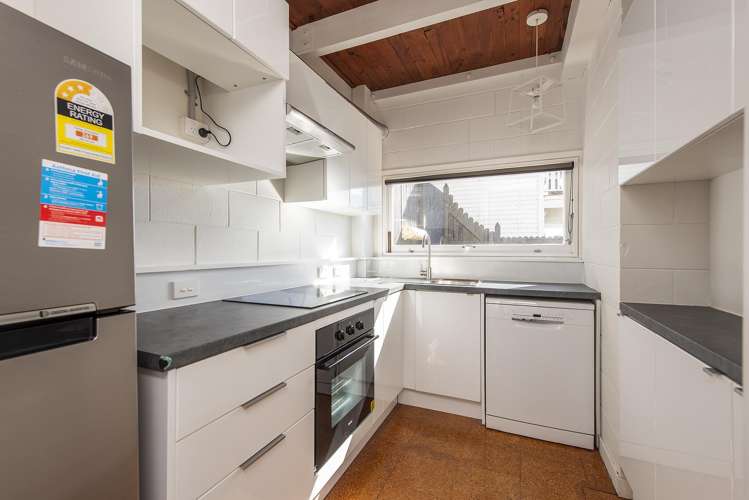 25/10 Pitarua Street Thorndon_6