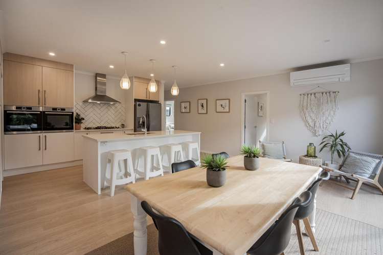 50 Schoolside Road Kumeu_13