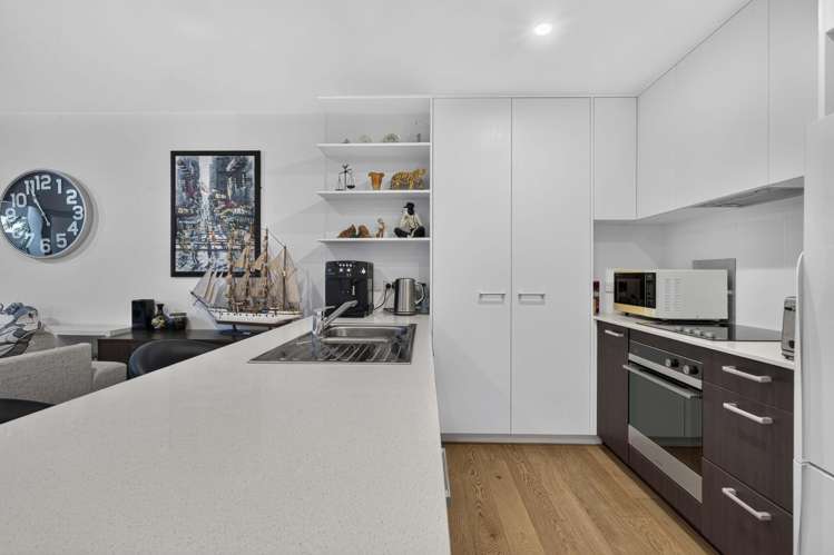 49/8 Thompson Park Road Mount Wellington_9