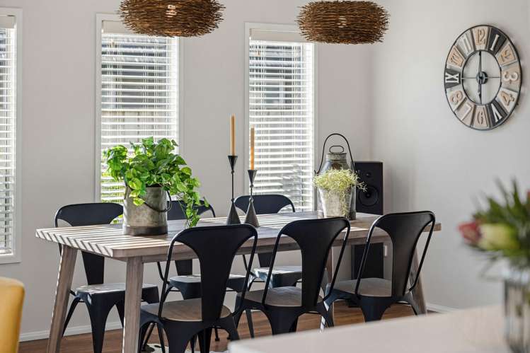 37 Searle Drive_5