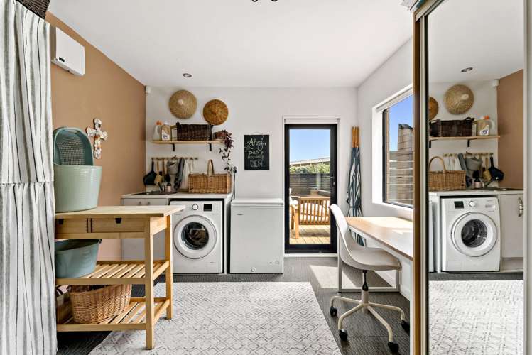 1 Nga Waka Place Mangere_17