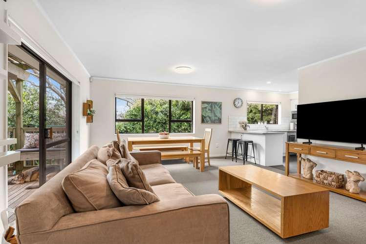 1/2 Mono Place Mount Wellington_1