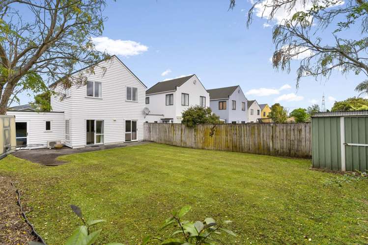 15 Blumhardt Place Avondale_1