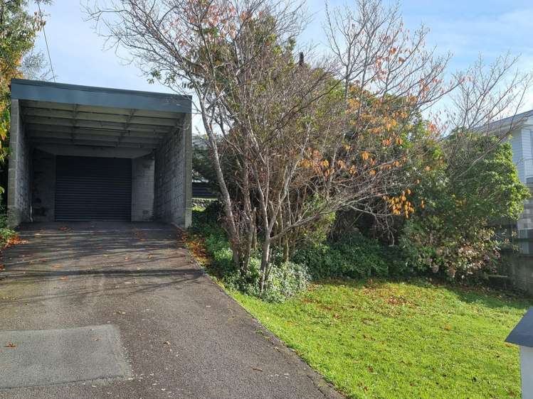 8 Lees Grove Wainuiomata_15