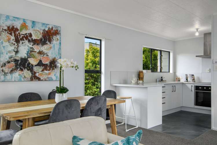 39 Meadowvale Rise Titirangi_8