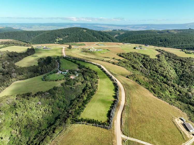36 Kahu Ridge Taieri Mouth_16