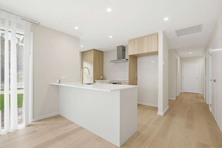 6 Homestead Avenue Stoke_6