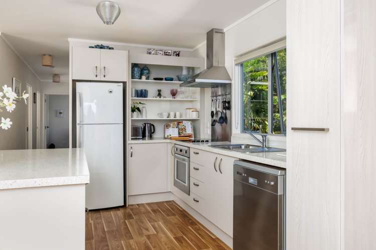 19 Tui Grove Paihia_6