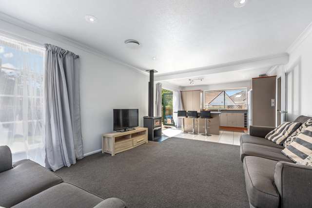 9 Thackeray Street Trentham_1