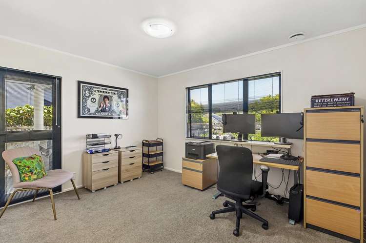 6 Voyager Way Whitby_18