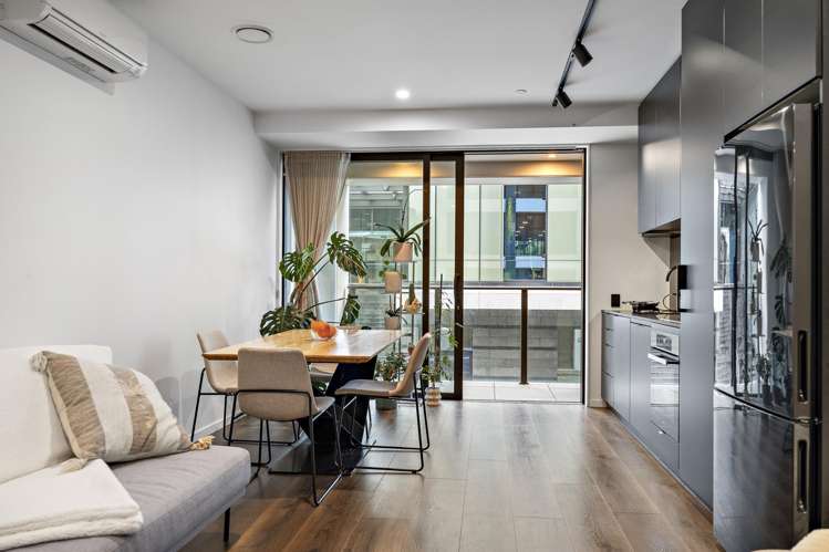 405/6 Dock Street_2