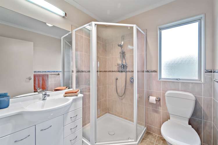 9 Cascaden Road Gulf Harbour_24