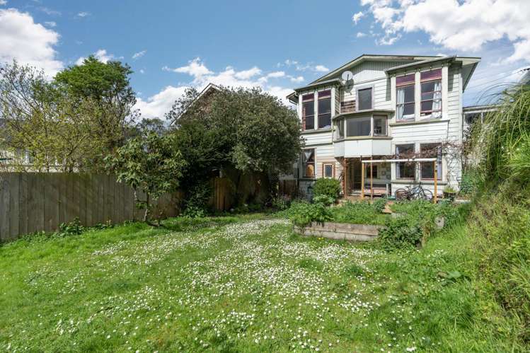 6 Macbeth Street Caversham_23