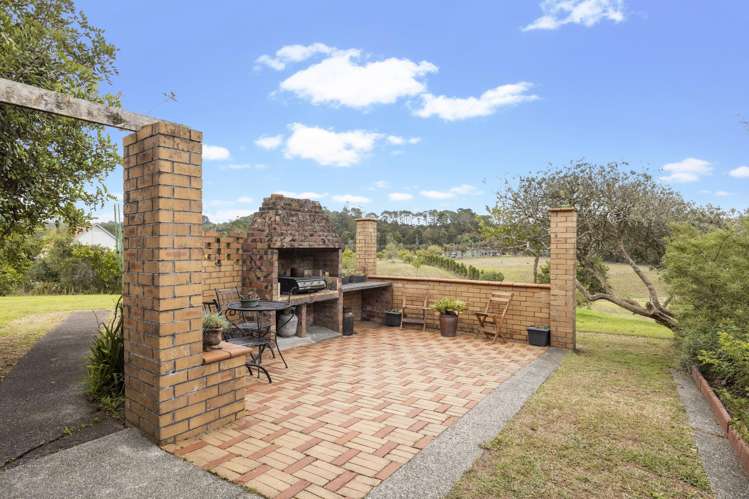 551-561 West Coast Road Oratia_8