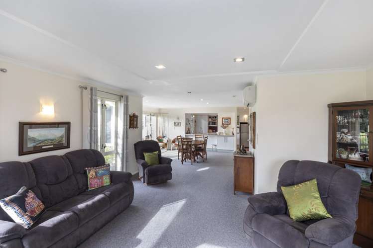 15 Becmead Drive Harewood_10