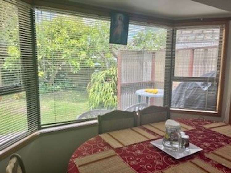 1/20 Reid Road New Lynn_8