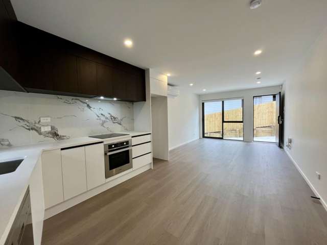 12B Massine Place 2334_3