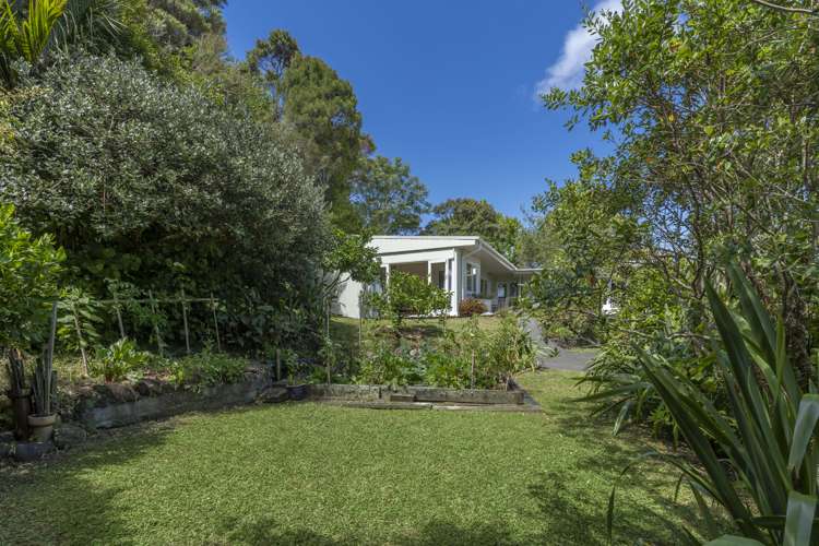 1 Rangiwai Road Titirangi_35