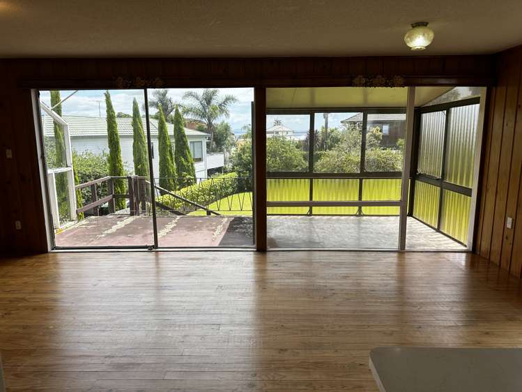 1292 Whangaparaoa Road Army Bay_8