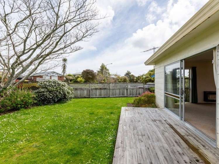 29 Wesley Avenue Frankleigh Park_25