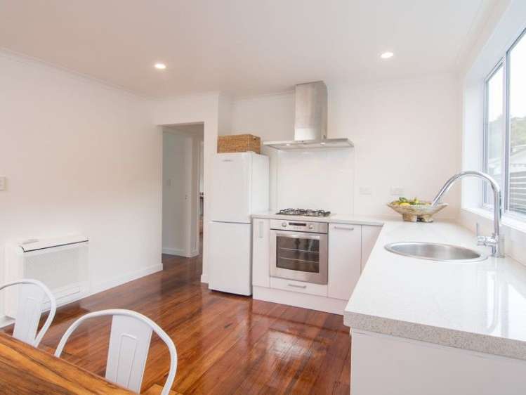 57 Montreal Road Toi Toi_6