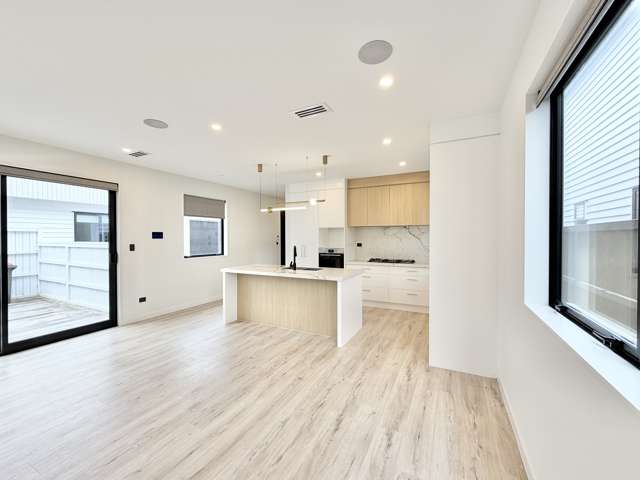 5 Spars Road Milldale_1