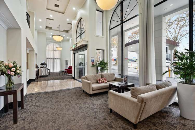 9P/100 Greys Avenue Auckland Central_10