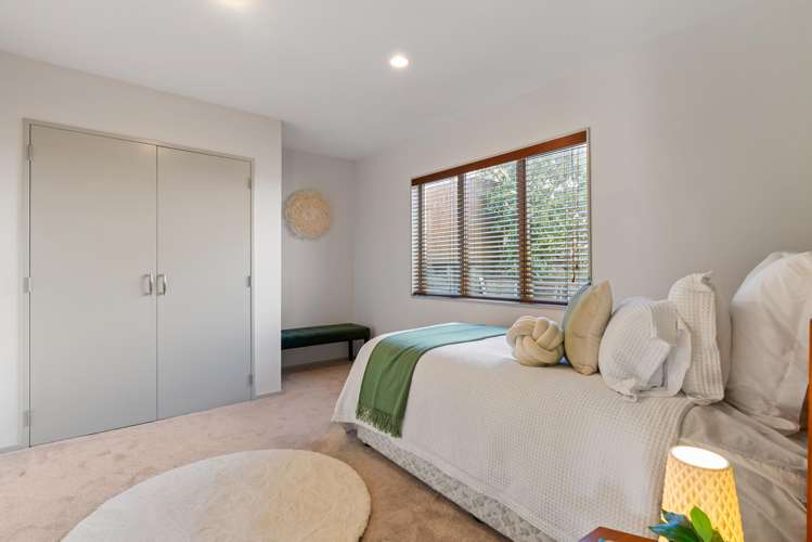 68 Downing Street Crofton Downs_10