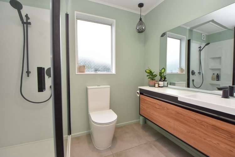 2 Fairbrother Street Carterton_13