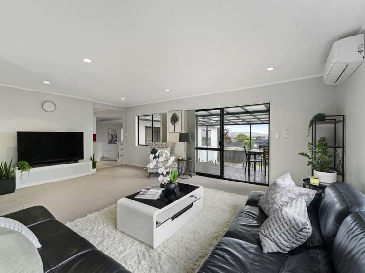 34 Lexington Drive Botany Downs_0