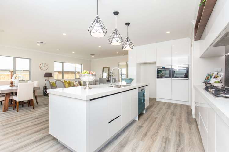 61 Seventh View Avenue Beachlands_5