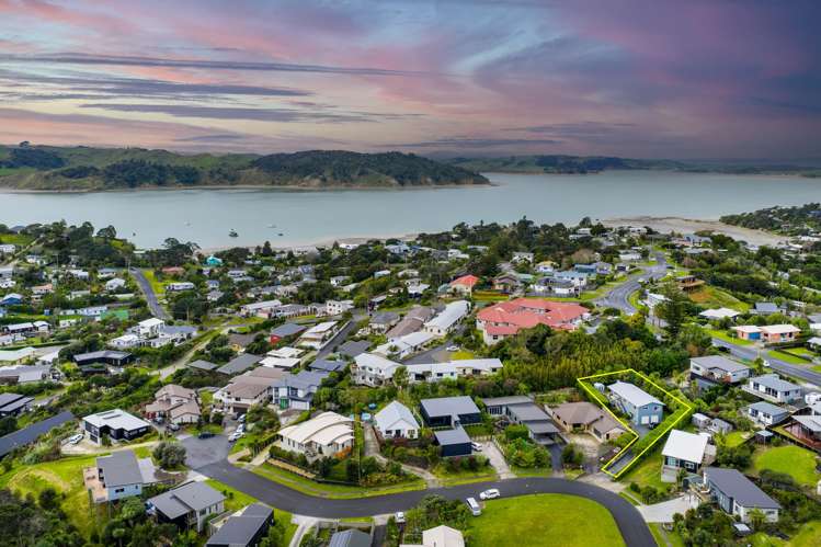 8 Seabreeze Way Raglan_6