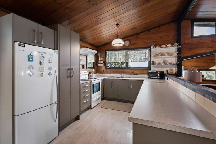 200 Danby Street Thames_10