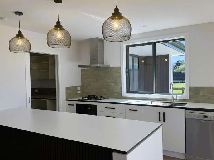 50 Talbot Road 1436_1