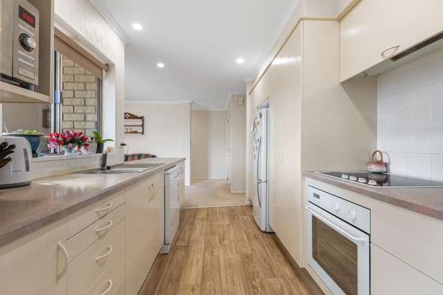 69 Gravatt Road Papamoa_1
